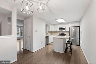 2423 Bolton Ln in Crofton, MD - Building Photo - Building Photo