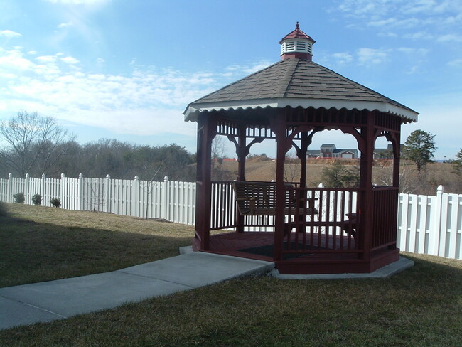 Ridgewood Senior (55+) in Radford, VA - Building Photo - Building Photo