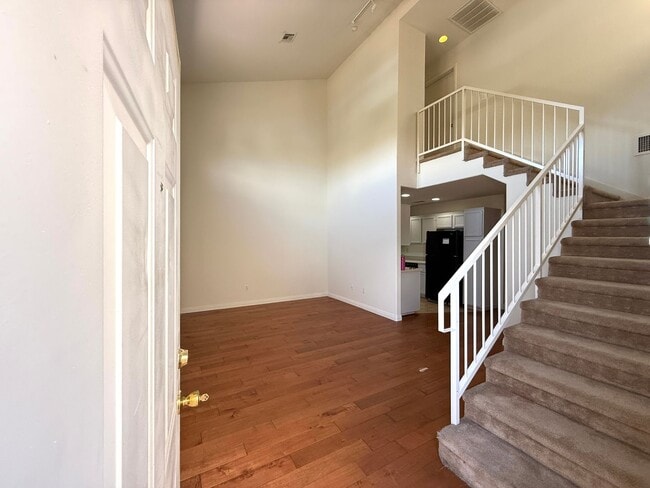 5714 Wind Dancer Dr in Las Vegas, NV - Building Photo - Building Photo