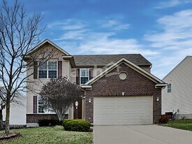 2106 Prairie Clover Dr in Lebanon, OH - Building Photo