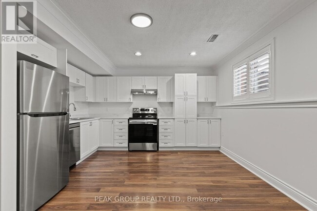 3387 Cardinal Dr in Niagara Falls, ON - Building Photo - Building Photo