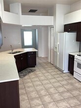 29647 Fog Hollow Dr in Zephyrhills, FL - Building Photo - Building Photo