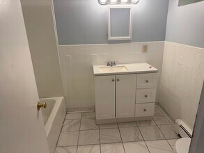 110 State Rd E in Westminster, MA - Building Photo - Building Photo