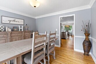 102 Briarpark Dr in Greer, SC - Building Photo - Building Photo