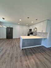 9008 Lamont St in Omaha, NE - Building Photo - Building Photo