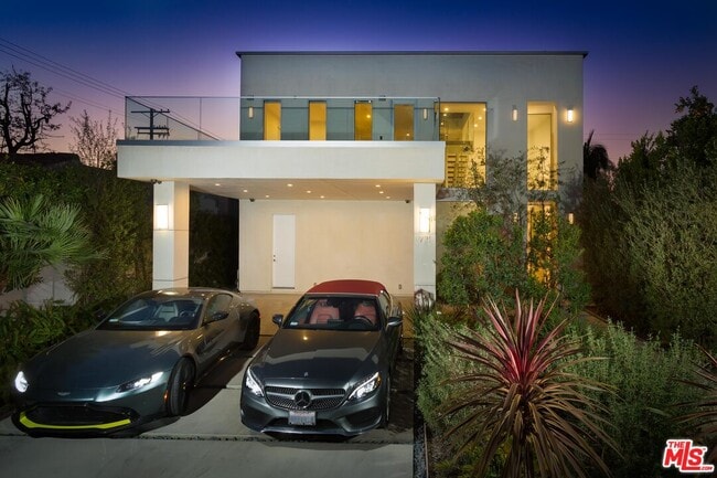 721 N Spaulding Ave in Los Angeles, CA - Building Photo - Building Photo