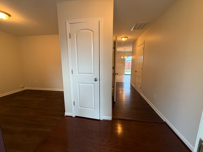2709 Manthorp Terrace in Raleigh, NC - Building Photo - Building Photo