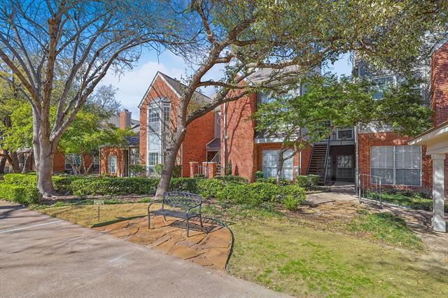 12680 Hillcrest Rd in Dallas, TX - Building Photo
