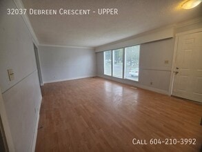 32037 Debreen Crescent in Abbotsford, BC - Building Photo - Building Photo