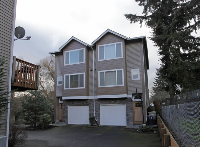 Johnson Street Townhomes in Beaverton, OR - Building Photo - Building Photo