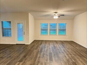 9905 Autumn Leaves Ln in Cross Roads, TX - Building Photo - Building Photo
