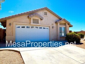 13457 Fawncreek St in Victorville, CA - Building Photo - Building Photo
