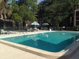 7508 Presley Plz, Unit D in Tampa, FL - Building Photo