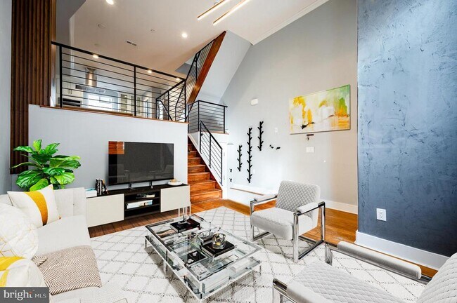 605 McClellan St in Philadelphia, PA - Building Photo - Building Photo