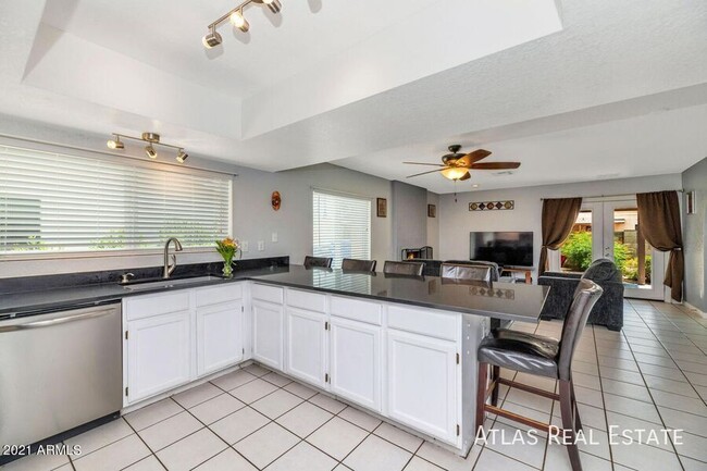 4145 W Bluefield Ave in Glendale, AZ - Building Photo - Building Photo