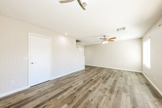 11767 W Banff Ln in El Mirage, AZ - Building Photo - Building Photo