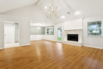 406 Trinity Ln in Mandeville, LA - Building Photo - Building Photo