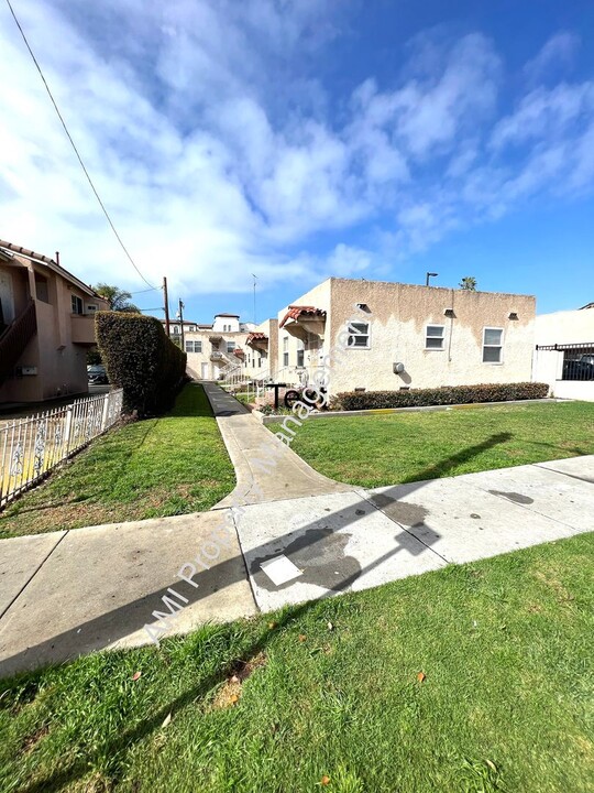 3958 Illinois St in San Diego, CA - Building Photo