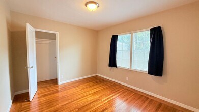 474 Taylor Ave in Alameda, CA - Building Photo - Building Photo