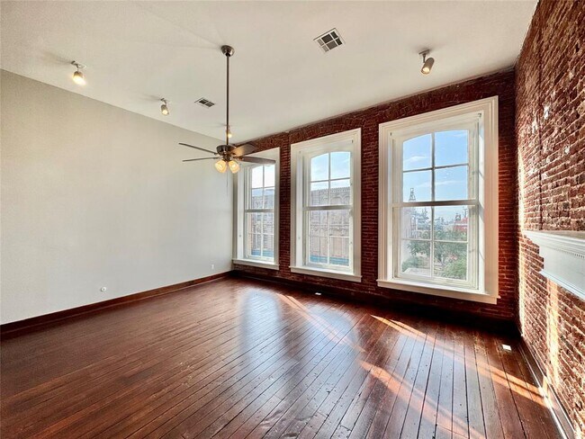 2309 The Strand in Galveston, TX - Building Photo - Building Photo