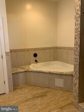 1424 L St SE, Unit 302 in Washington, DC - Building Photo - Building Photo