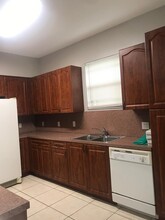 3585 NE 5th St in Homestead, FL - Building Photo - Building Photo