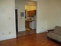 1127 Commonwealth Ave photo'