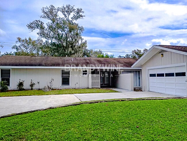 6222 Elm Square E