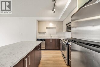 2289 Yukon Crescent in Burnaby, BC - Building Photo - Building Photo