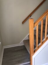1111 Cambridge Ct in Palmyra, PA - Foto de edificio - Building Photo