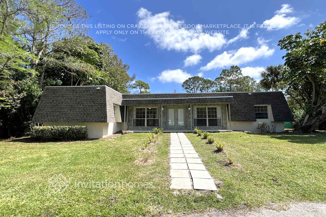 17602 Bridle Ln in Jupiter, FL - Building Photo
