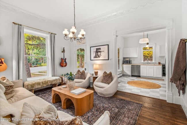 406 W Smuggler St in Aspen, CO - Building Photo - Building Photo