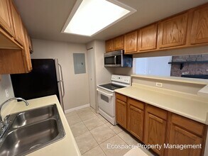 18021 E Kentucky Ave in Aurora, CO - Building Photo - Building Photo