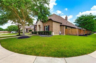 23911 Milazzo Dr in Richmond, TX - Building Photo - Building Photo