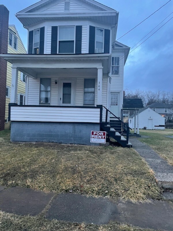 304 Jefferson Ave Apartments and Nearby Wheeling Apartments For Rent