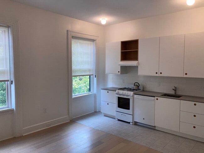 1108 Pine St in Philadelphia, PA - Building Photo - Building Photo