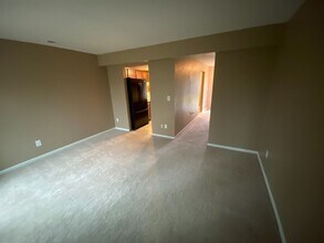 1906 Dudley Ct in Virginia Beach, VA - Building Photo - Building Photo