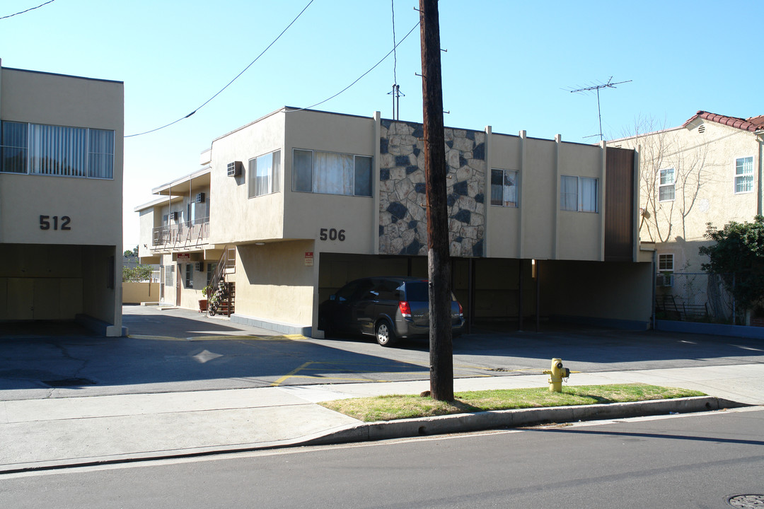 506 E Maple St in Glendale, CA - Building Photo