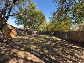 1233 Steinburg Ln in Fort Worth, TX - Building Photo - Building Photo