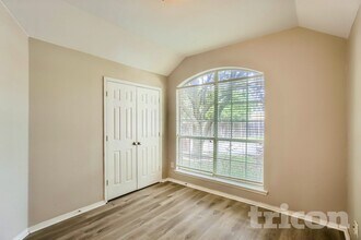 2075 Crestlake Dr in Rockwall, TX - Building Photo - Building Photo