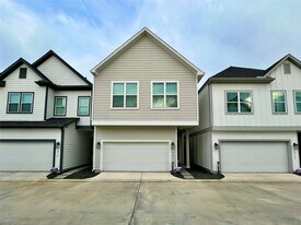 6712 Parker Oaks Ln in Houston, TX - Building Photo