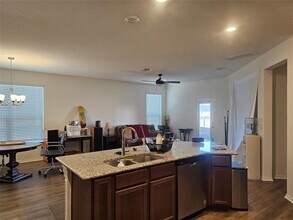 210 Summit Dr in Lockhart, TX - Building Photo - Building Photo