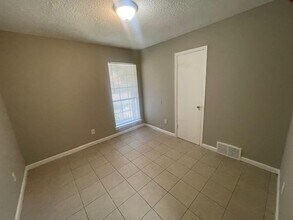 5072 Blacksmith Dr in Memphis, TN - Building Photo - Building Photo