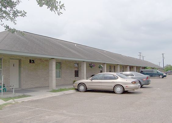 310 W Eldora Rd in San Juan, TX - Building Photo