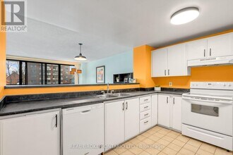 446-446 Gilmour St in Ottawa, ON - Building Photo - Building Photo
