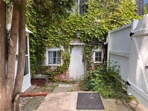 410 N Main St in Canandaigua, NY - Building Photo - Building Photo