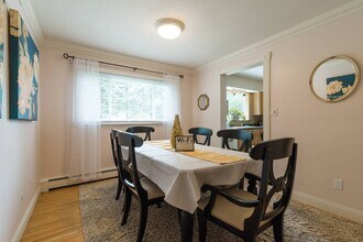 261 Upper Ferry Rd in Ewing Township, NJ - Building Photo - Building Photo