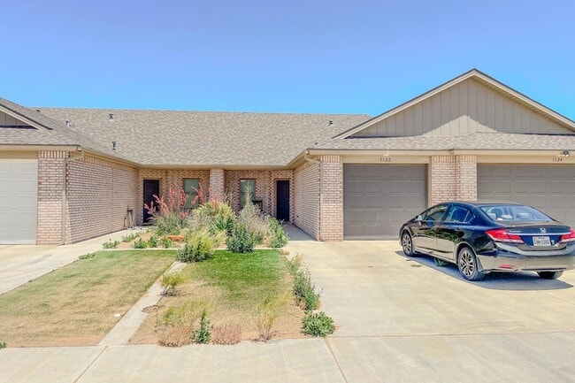 property at 1122 N 7th St