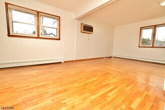 9 Davey St in Bloomfield, NJ - Building Photo - Building Photo