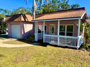 12235 Mallory Dr in Largo, FL - Building Photo - Building Photo